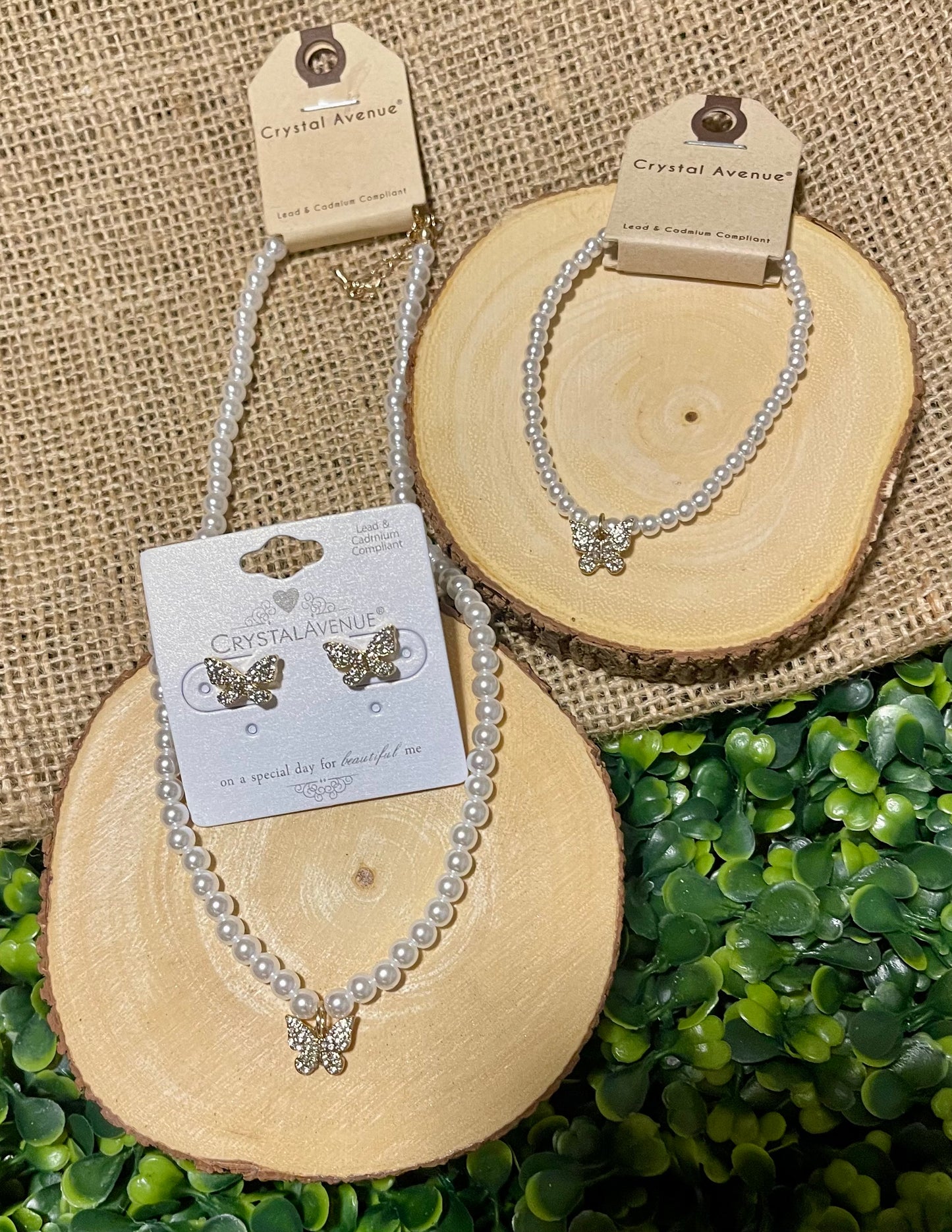 Butterfly & Pearls Jewelry Set